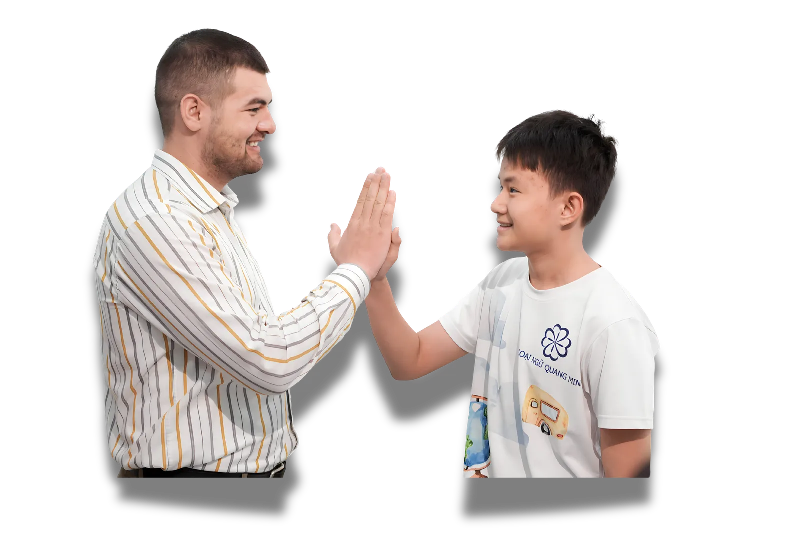 Giáo viên nước ngoài và học viên NEXT GEN cùng tương tác trong lớp
